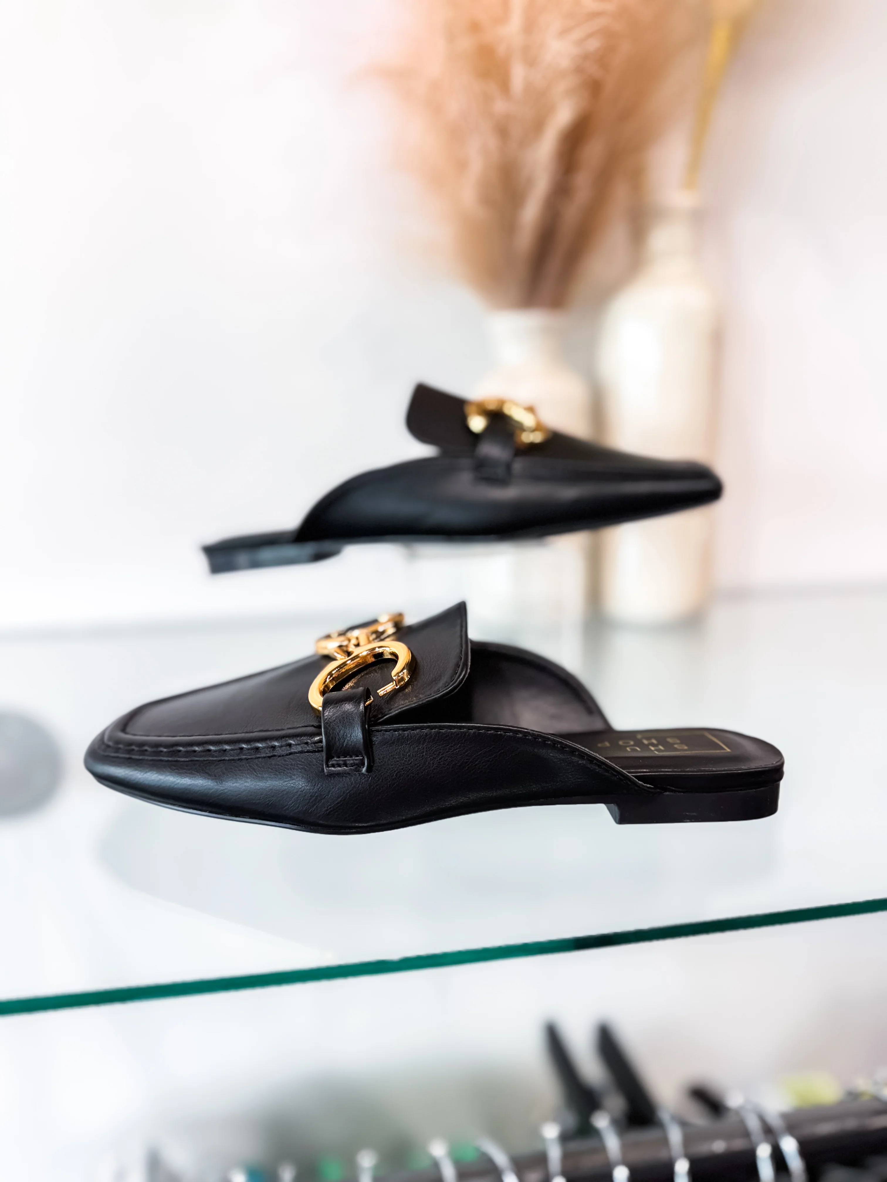 Andromeda Mule - Black