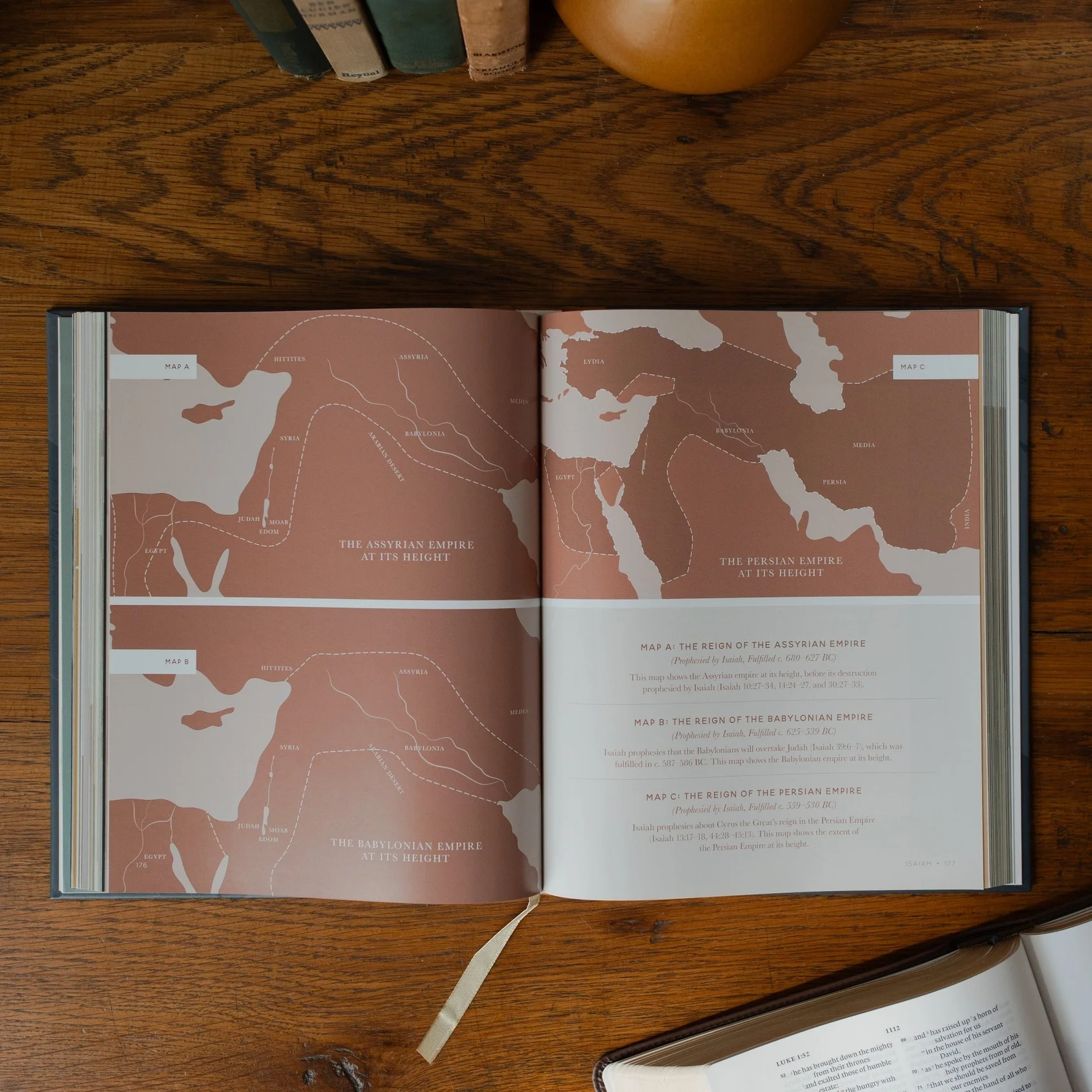 Bible Maps Handbook - Image 9
