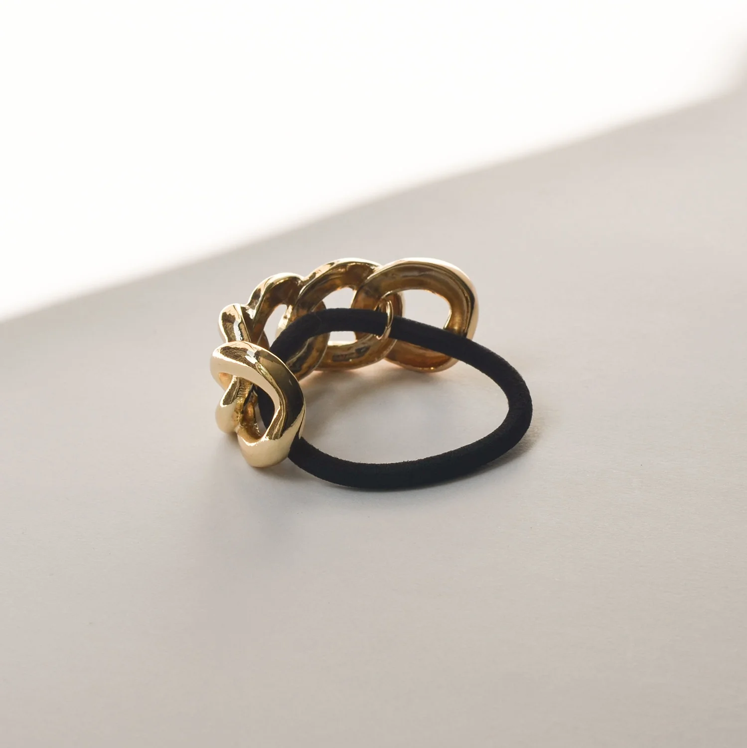 Chic Gold Chain Link Hair Tie - Elegant Ponytail Holder - Image 2