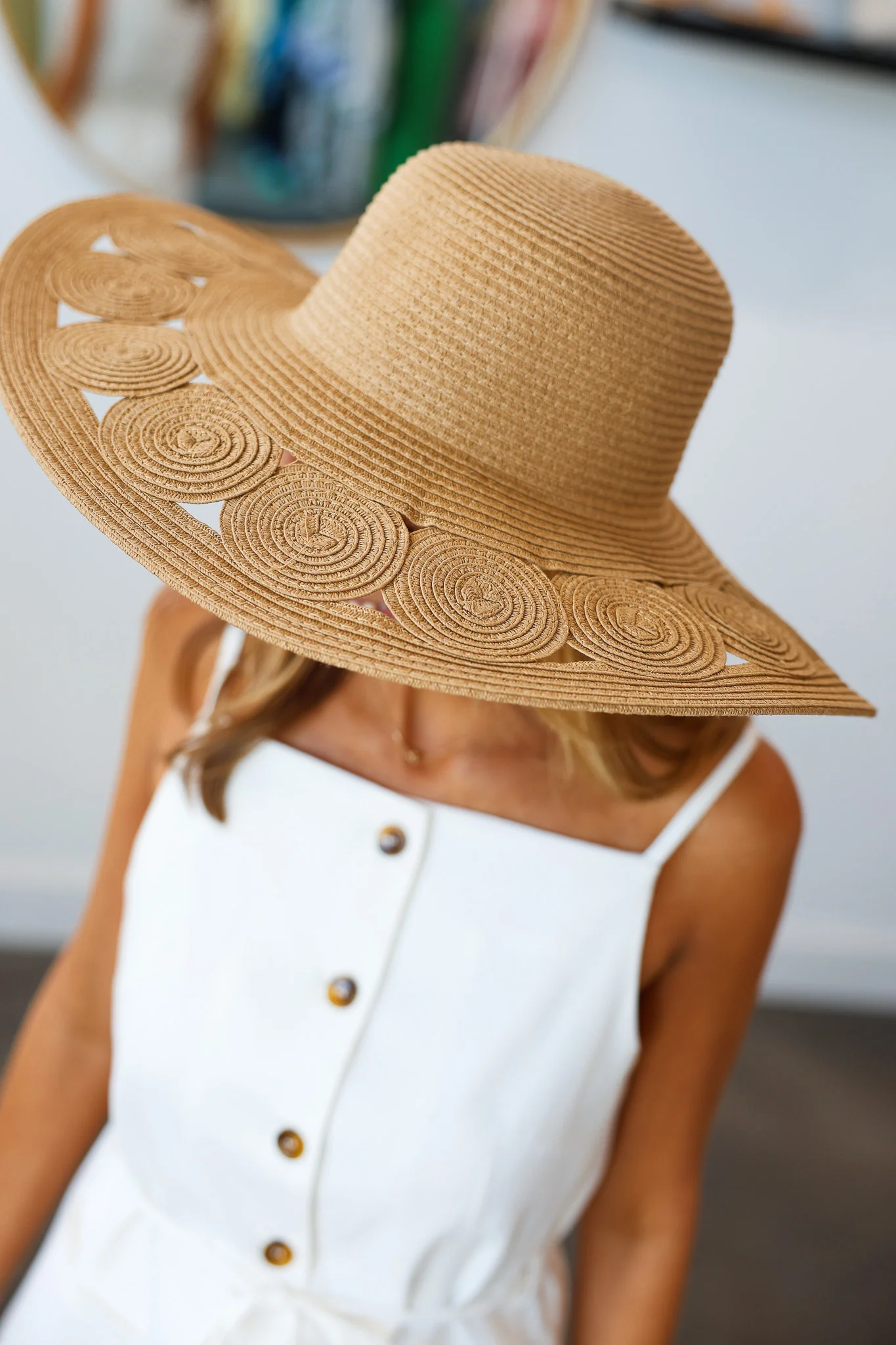 Circle Cutout Brim Straw Hat - Image 2