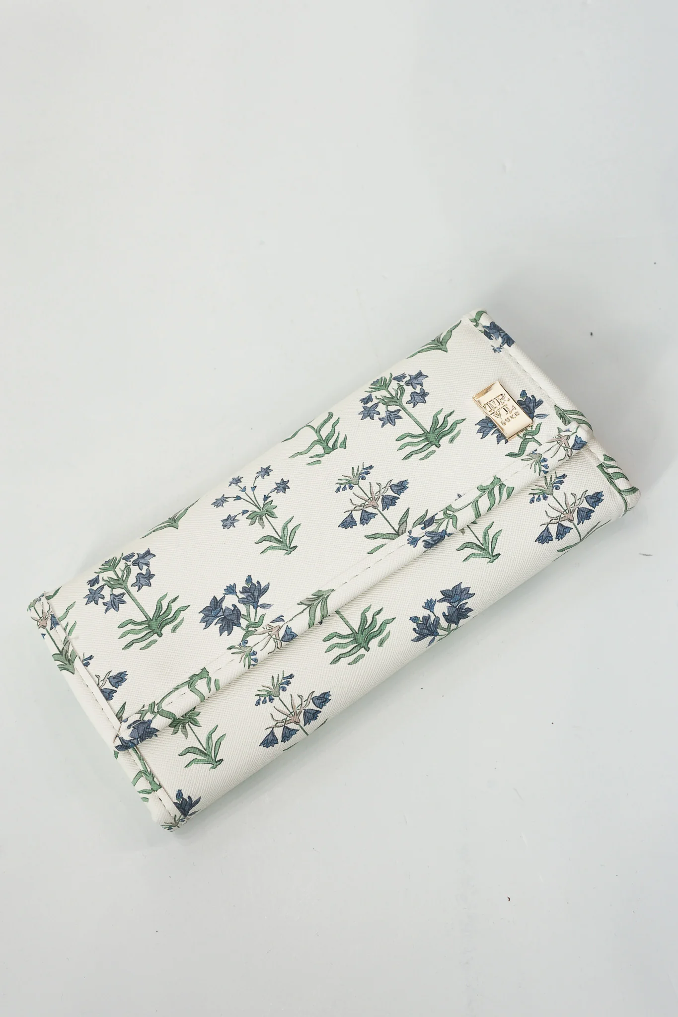 Luxe Jewelry Wallet - Provence