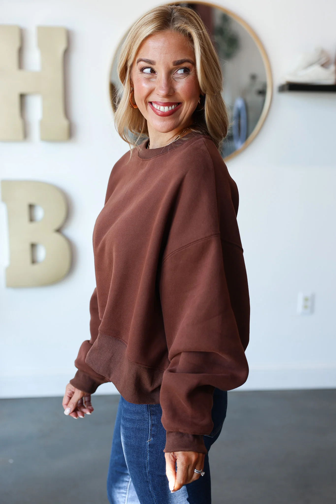 Oversized Sweatshirt - Chocolate - Image 5