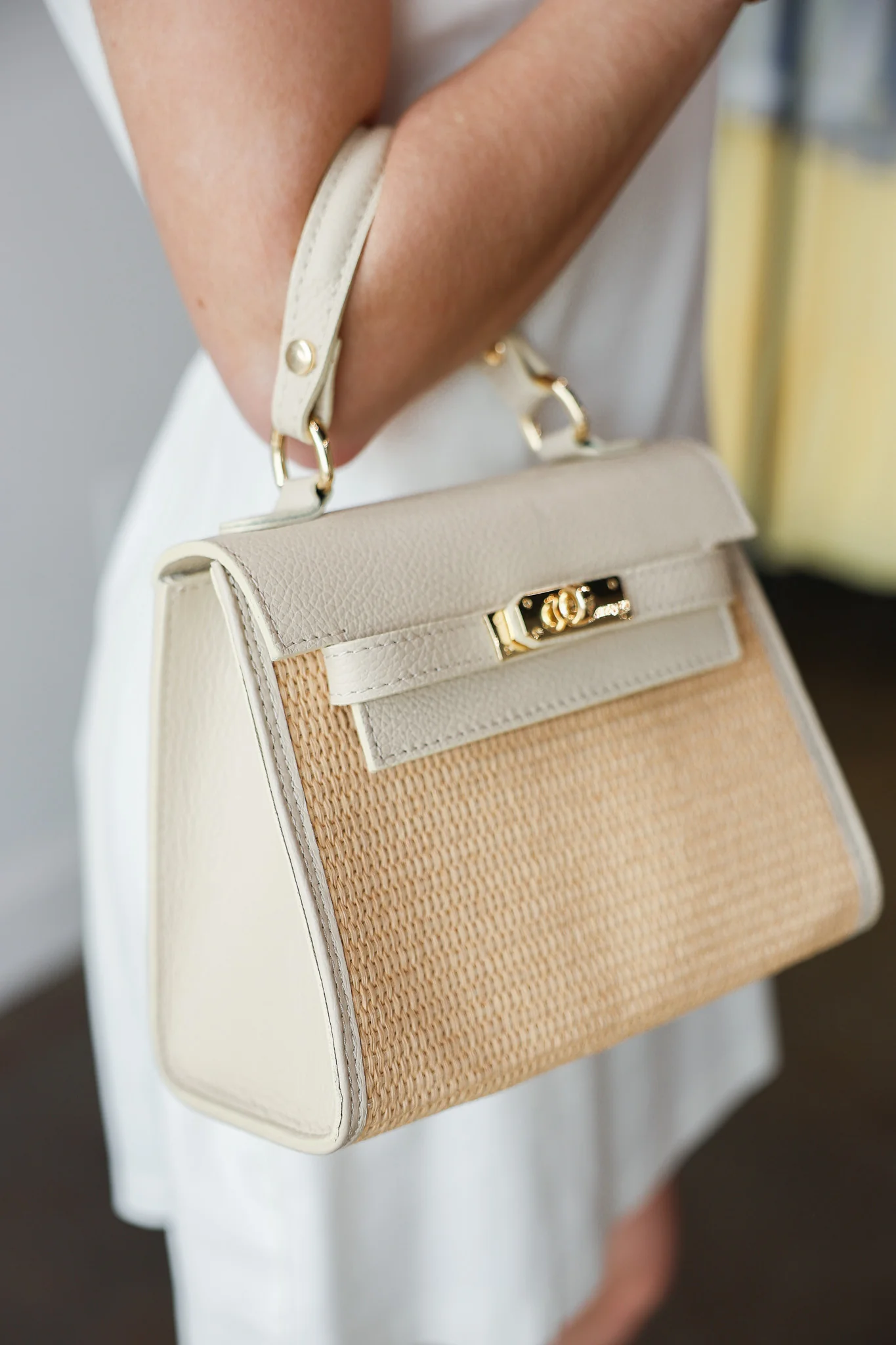 Raffia + Genuine Italian Leather Top Handle Crossbody - Image 4