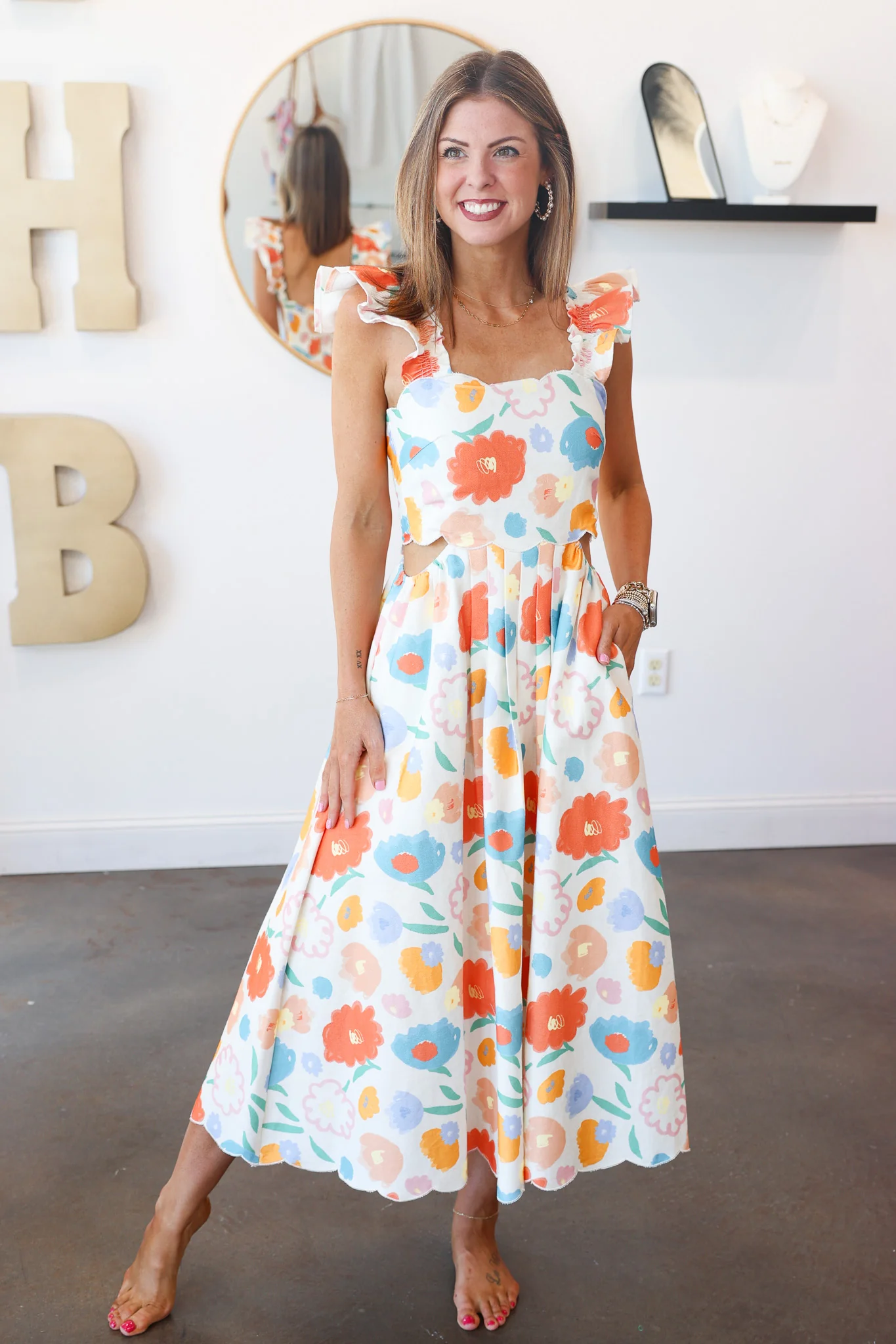 Scalloped Edge Floral Dress - Image 3