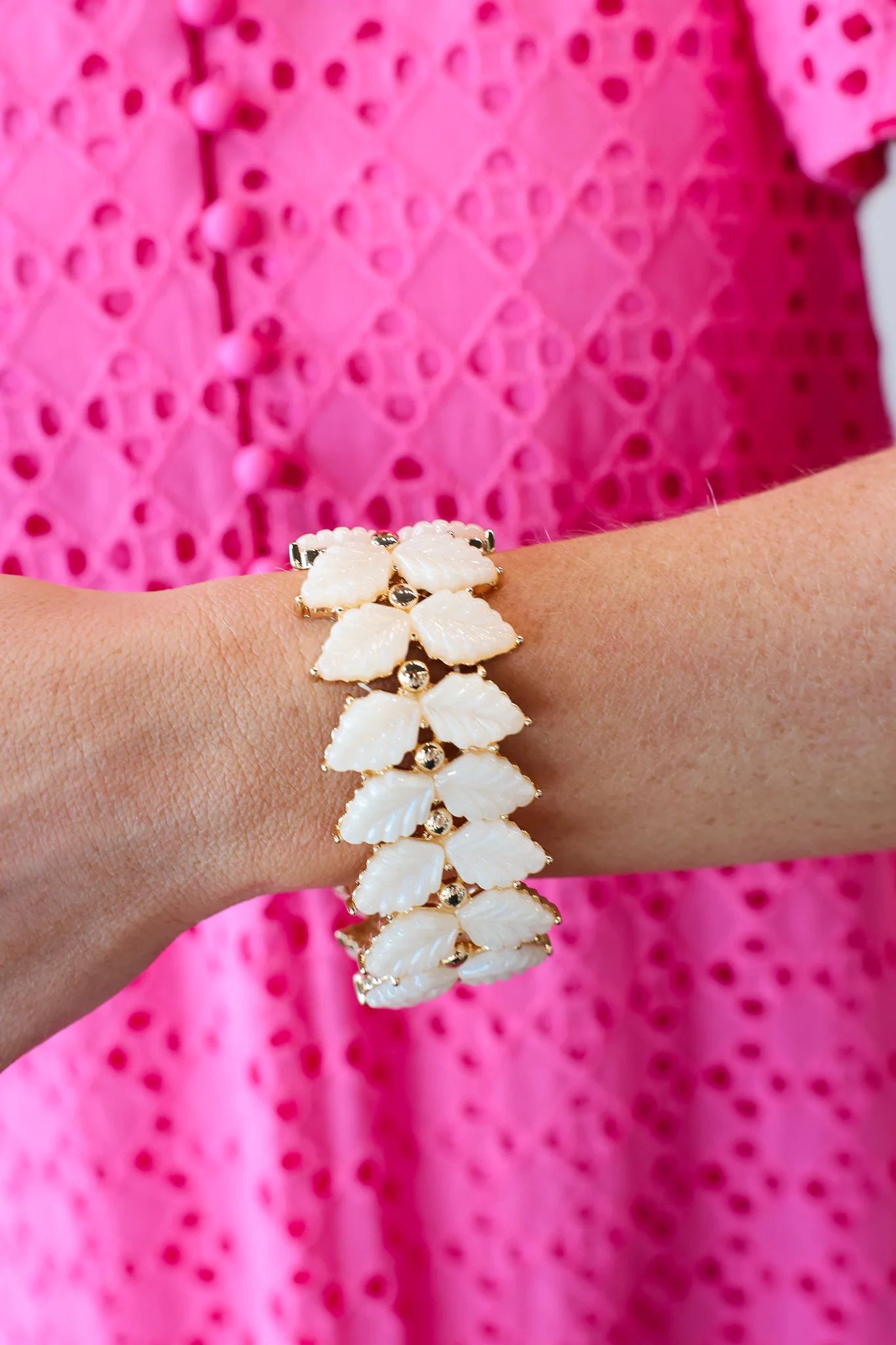 Statement Leaf Bracelet - Ivory - Image 2